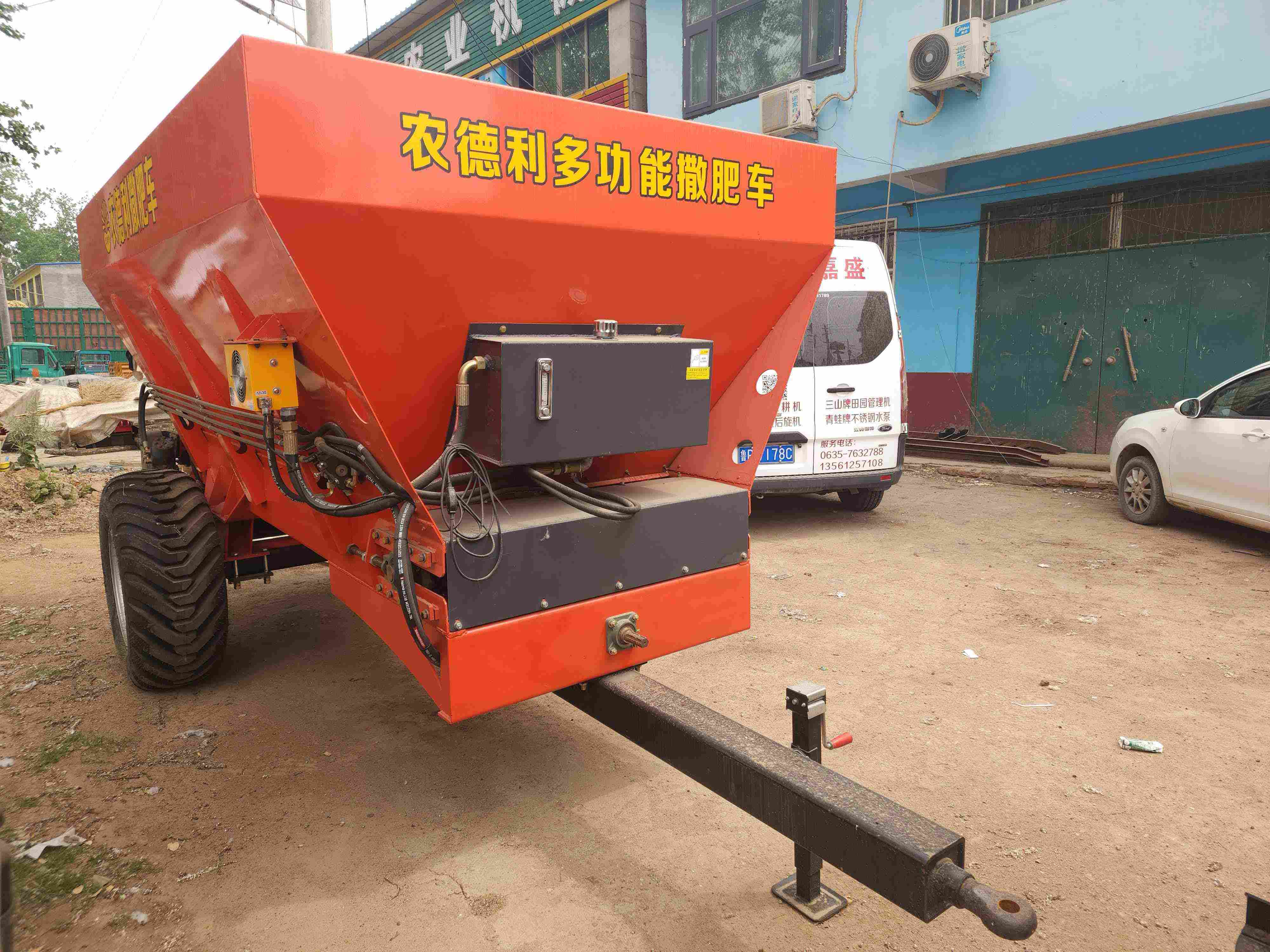 辽源市大型撒粪车大型撒粪车 - 方案